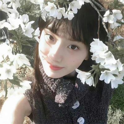 凭爱意将月光私有